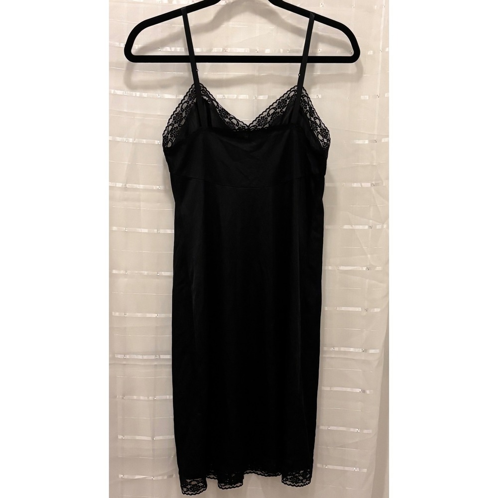 Vanity Fair Vintage Black Lace Trim Full Slip‎ Dress Style 10-103 Size 34 USA